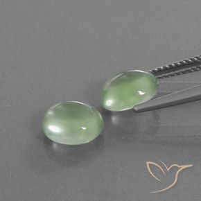 Shop natural 4.16ct 黄みがかったグリーン プレナイト gems, 楕円形, from 南アフリカ at GemSelect. In stock, global shipping!