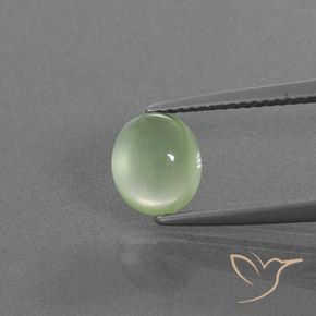 1.76ct 天然 薄いペアーグリーン プレナイト, 楕円形, 透明/半透明