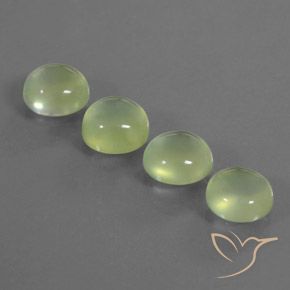 Shop natural 9.12ct ミディアムグリーン プレナイト gems, 楕円形, from 南アフリカ at GemSelect. In stock, global shipping!