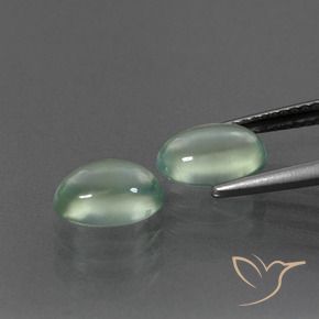 Shop natural 3.06ct ミントグリーン プレナイト gems, 楕円形, from 南アフリカ at GemSelect. In stock, global shipping!