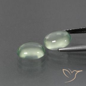 Shop natural 3.27ct ウォームグリーン プレナイト gems, 楕円形, from 南アフリカ at GemSelect. In stock, global shipping!