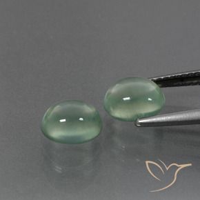 Shop natural 3.23ct ウォームグリーン プレナイト gems, 楕円形, from 南アフリカ at GemSelect. In stock, global shipping!