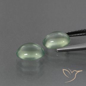 Shop natural 3.11ct ライトグリーン プレナイト gems, 楕円形, from 南アフリカ at GemSelect. In stock, global shipping!