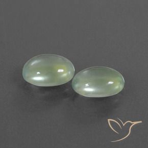 Shop natural 2.66ct 薄いイエローグリーン プレナイト gems, 楕円形, from 南アフリカ at GemSelect. In stock, global shipping!