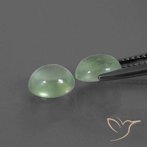 Shop natural 2.56ct 薄いイエローグリーン プレナイト gems, 楕円形, from 南アフリカ at GemSelect. In stock, global shipping!