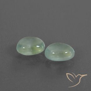 Shop natural 2.09ct 非常に薄い緑 プレナイト gems, 楕円形, from 南アフリカ at GemSelect. In stock, global shipping!