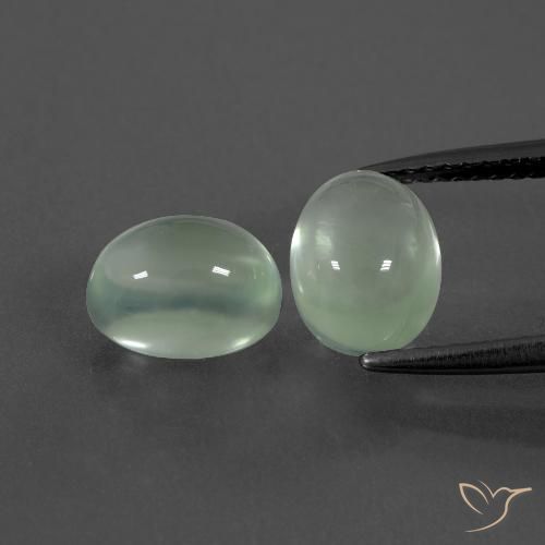 Shop natural 4.28ct 非常に薄い黄緑 プレナイト gems, 楕円形, from 南アフリカ at GemSelect. In stock, global shipping!