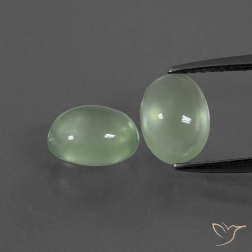 Shop natural 3.62ct 薄いペアーグリーン プレナイト gems, 楕円形, from 南アフリカ at GemSelect. In stock, global shipping!