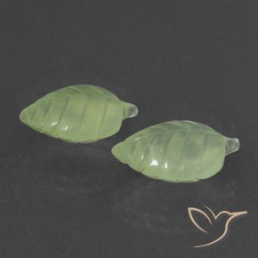 Shop natural 8.94ct イエローグリーン プレナイト gems, ファンシー, from 南アフリカ at GemSelect. In stock, global shipping!
