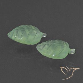 Shop natural 11.27ct 薄いペアーグリーン プレナイト gems, ファンシー, from 南アフリカ at GemSelect. In stock, global shipping!