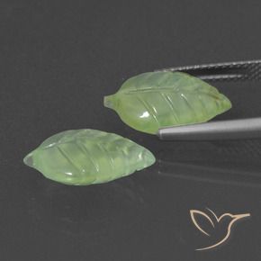 Shop natural 8.63ct イエローグリーン プレナイト gems, ファンシー, from 南アフリカ at GemSelect. In stock, global shipping!