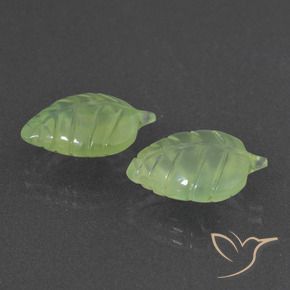 Shop natural 10.14ct 黄みがかったグリーン プレナイト gems, ファンシー, from 南アフリカ at GemSelect. In stock, global shipping!