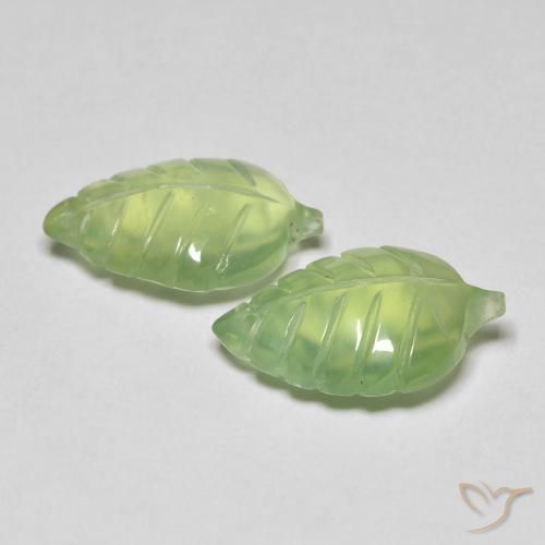 Shop natural 8.38ct 薄いライムグリーン プレナイト gems, ファンシー, from 南アフリカ at GemSelect. In stock, global shipping!