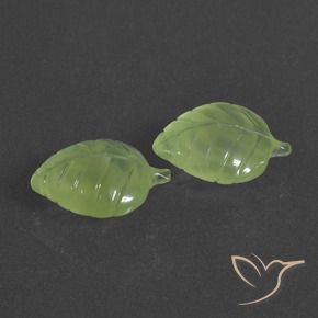 Shop natural 11.78ct イエローグリーン プレナイト gems, ファンシー, from 南アフリカ at GemSelect. In stock, global shipping!