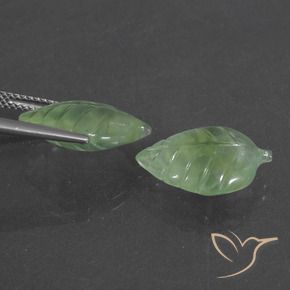 Shop natural 11.57ct ミディアムグリーン プレナイト gems, ファンシー, from 南アフリカ at GemSelect. In stock, global shipping!