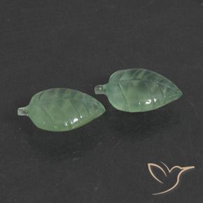 Shop natural 15.43ct ライトグリーン プレナイト gems, ファンシー, from 南アフリカ at GemSelect. In stock, global shipping!