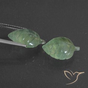 Shop natural 10.15ct 薄いペアーグリーン プレナイト gems, ファンシー, from 南アフリカ at GemSelect. In stock, global shipping!