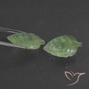 Shop natural 14.77ct ミディアムグリーン プレナイト gems, ファンシー, from 南アフリカ at GemSelect. In stock, global shipping!