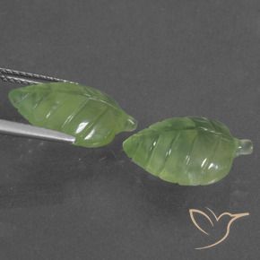 Shop natural 11.80ct 黄みがかったグリーン プレナイト gems, ファンシー, from 南アフリカ at GemSelect. In stock, global shipping!