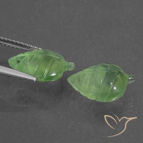 Shop natural 7.42ct ライムグリーン プレナイト gems, ファンシー, from 南アフリカ at GemSelect. In stock, global shipping!