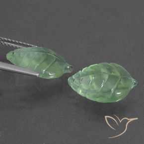 Shop natural 9.91ct ウォームグリーン プレナイト gems, ファンシー, from 南アフリカ at GemSelect. In stock, global shipping!
