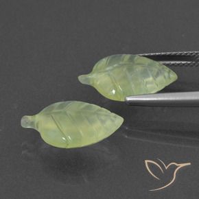 Shop natural 10.57ct ライムグリーン プレナイト gems, ファンシー, from 南アフリカ at GemSelect. In stock, global shipping!
