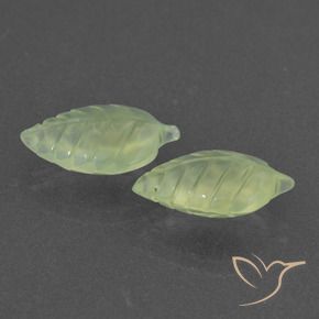 Shop natural 9.60ct ライムグリーン プレナイト gems, ファンシー, from 南アフリカ at GemSelect. In stock, global shipping!