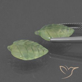 Shop natural 10.55ct ミディアムグリーン プレナイト gems, ファンシー, from 南アフリカ at GemSelect. In stock, global shipping!