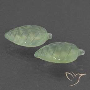 Shop natural 13.06ct ミディアムグリーン プレナイト gems, ファンシー, from 南アフリカ at GemSelect. In stock, global shipping!