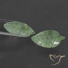 Shop natural 13.08ct ウォームグリーン プレナイト gems, ファンシー, from 南アフリカ at GemSelect. In stock, global shipping!