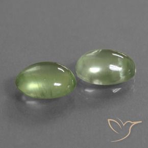 Shop natural 2.85ct ライトグリーン プレナイト gems, 楕円形, from 南アフリカ at GemSelect. In stock, global shipping!