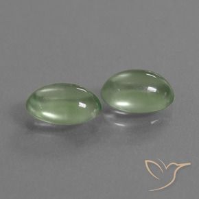 Shop natural 2.63ct 黄みがかったグリーン プレナイト gems, 楕円形, from 南アフリカ at GemSelect. In stock, global shipping!