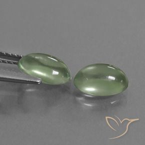 Shop natural 2.63ct 黄みがかったグリーン プレナイト gems, 楕円形, from 南アフリカ at GemSelect. In stock, global shipping!