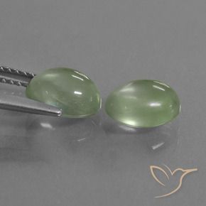 Shop natural 3.79ct ウォームグリーン プレナイト gems, 楕円形, from 南アフリカ at GemSelect. In stock, global shipping!