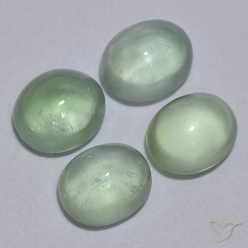 Shop natural 5.50ct ライトグリーン プレナイト gems, 楕円形, from 南アフリカ at GemSelect. In stock, global shipping!