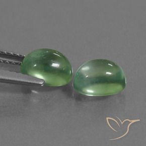 Shop natural 2.40ct アーシーグリーン プレナイト gems, 楕円形, from 南アフリカ at GemSelect. In stock, global shipping!