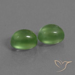Shop natural 2.60ct ウォームグリーン プレナイト gems, 楕円形, from 南アフリカ at GemSelect. In stock, global shipping!