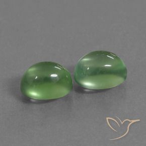 Shop natural 2.45ct ライトグリーン プレナイト gems, 楕円形, from 南アフリカ at GemSelect. In stock, global shipping!