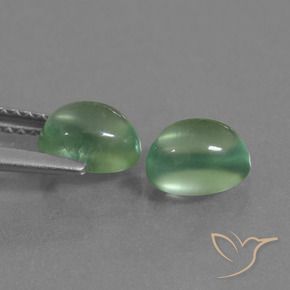 Shop natural 2.47ct アーシーグリーン プレナイト gems, 楕円形, from 南アフリカ at GemSelect. In stock, global shipping!