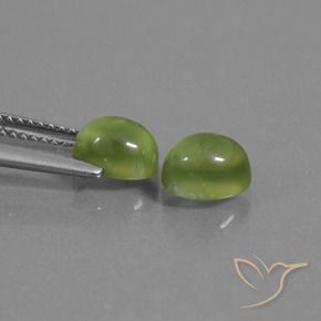Shop natural 2.69ct ライトグリーン プレナイト gems, 楕円形, from 南アフリカ at GemSelect. In stock, global shipping!