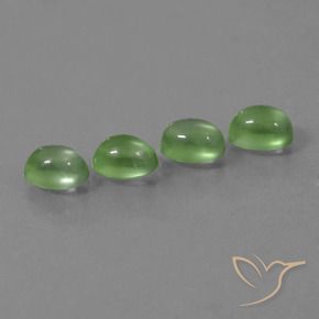 Shop natural 4.35ct ミディアムグリーン プレナイト gems, 楕円形, from 南アフリカ at GemSelect. In stock, global shipping!