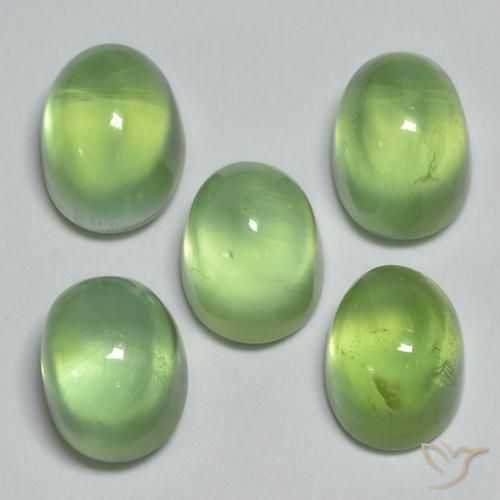 Shop natural 7.52ct ライムグリーン プレナイト gems, 楕円形, from 南アフリカ at GemSelect. In stock, global shipping!