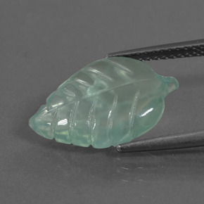5.02カラットの天然ライトグリーンプレナイト、ファンシーシェイプ、透明