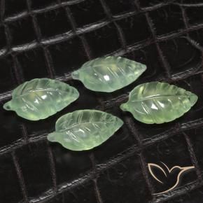 Shop natural 18.62ct 薄いアーシーグリーン プレナイト gems, ファンシー, from 南アフリカ at GemSelect. In stock, global shipping!