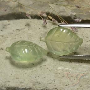 Shop natural 13.18ct 薄いペアーグリーン プレナイト gems, フラワーカット, from 南アフリカ at GemSelect. In stock, global shipping!