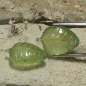 Shop natural 20.03ct ウォームグリーン プレナイト gems, フラワーカット, from 南アフリカ at GemSelect. In stock, global shipping!
