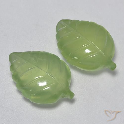 Shop natural 10.37ct ペアーグリーン プレナイト gems, ファンシー, from 南アフリカ at GemSelect. In stock, global shipping!