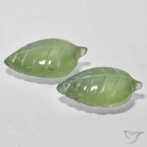 Shop natural 13.11ct ライムグリーン プレナイト gems, ファンシー, from 南洋 at GemSelect. In stock, global shipping!