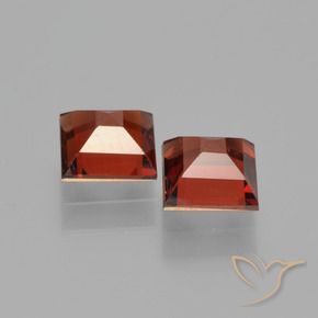 Shop natural 1.58ct ダークレッド パイロープガーネット gems, 四角形, from モザンビーグ at GemSelect. In stock, global shipping!