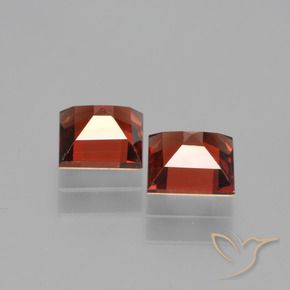 Shop natural 1.49ct カラントレッド パイロープガーネット gems, 四角形, from モザンビーグ at GemSelect. In stock, global shipping!